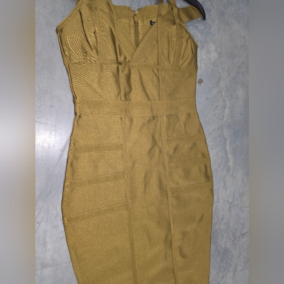 Fashion Nova Yellow Ruched Bodycon Cocktail Dress - Picture 4 of 7